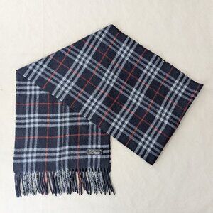 BURBERRY London Vintage Classic Nova Check Knit 100% Lambs Wool Black SCARF